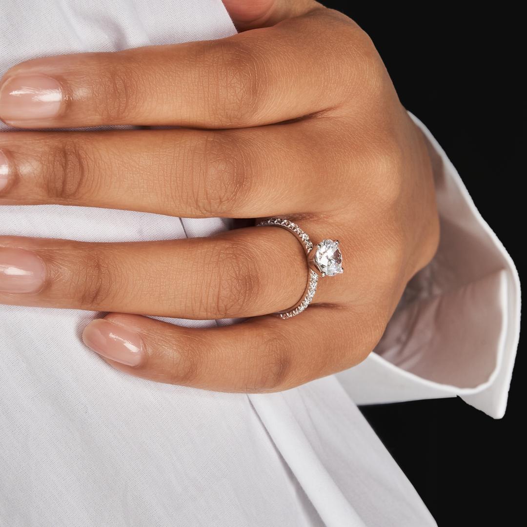 Hazel Classic Pavé Diamond Engagement Ring with Round Moissanite (7285979971768)